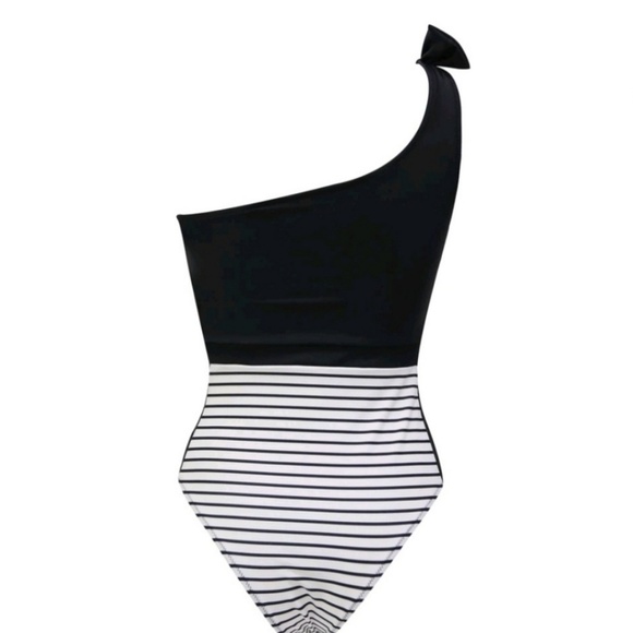 New Sexy ONE SHOULDER STRIPED Swimsuit - Picture 6 of 6